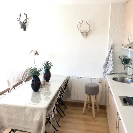 アパート Cozy Mountain View 70m² *